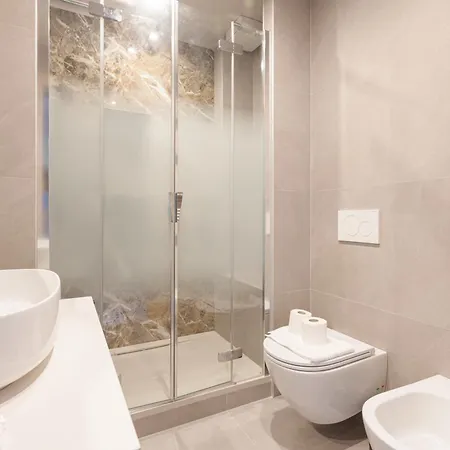 Guesthost - M5 Gerusalemme Modern&elegant X4 Apartmán Milán